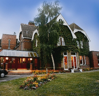 Menzies Stourport Manor,  Stourport-on-severn